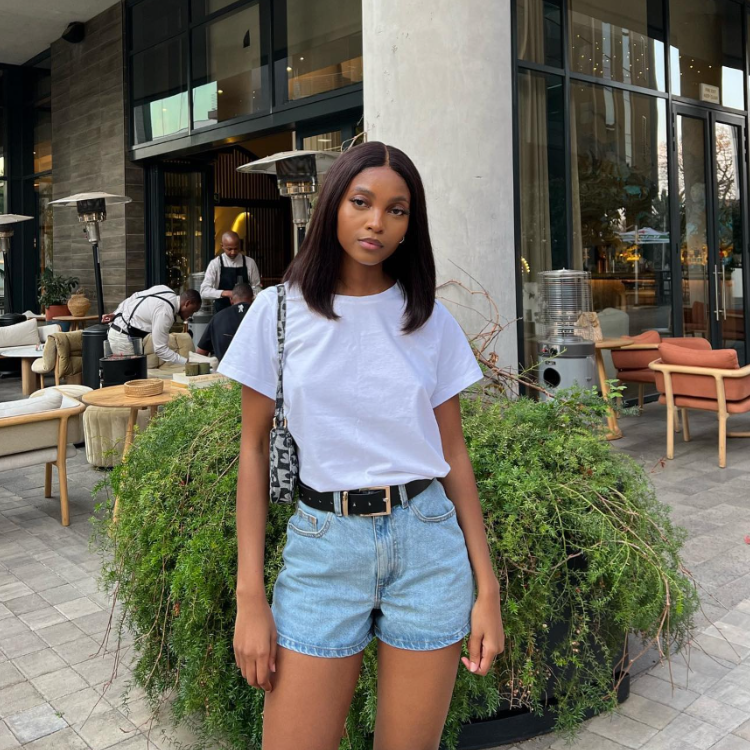 Worth |Natural black Glueless 2x6 Closure Lace Bob Wig-01